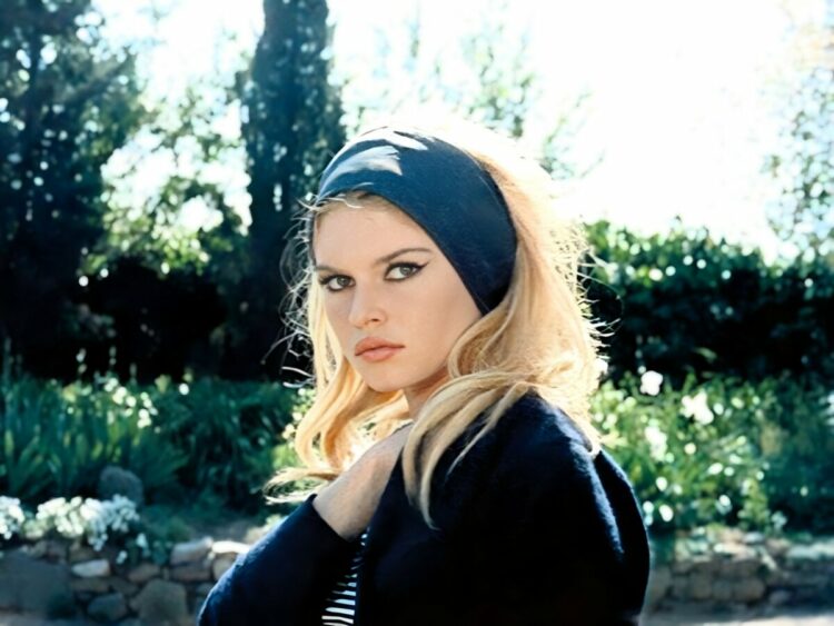 Contempt - Brigitte Bardot - Far Out Magazine