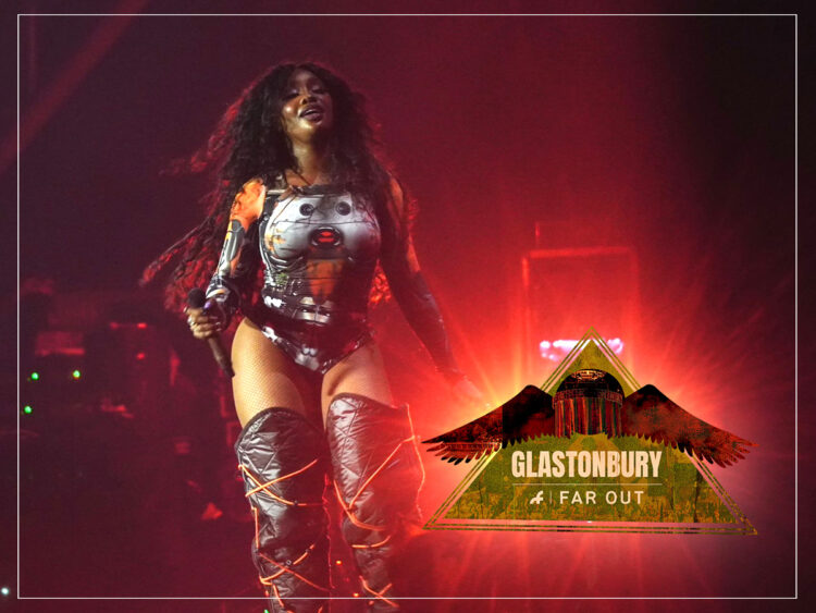 SZA - Glastonbury 2024 - Pyramid Stage