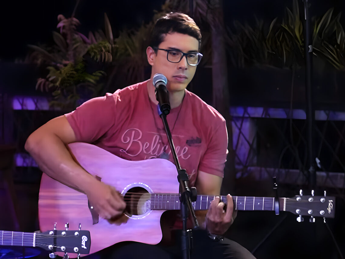 Ayres Sasaki - Brazillian Singer - 2024