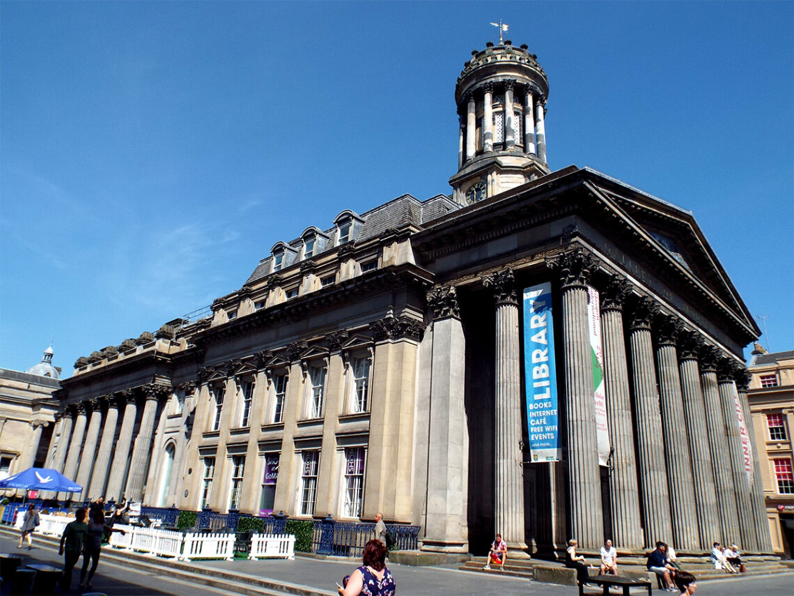 Gallery of Modern Art Glasgow - Scotland - Museum