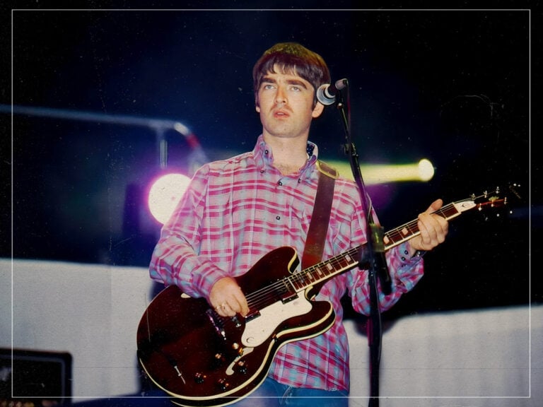 Noel Gallagher - Oasis - 1995 - Earls Court