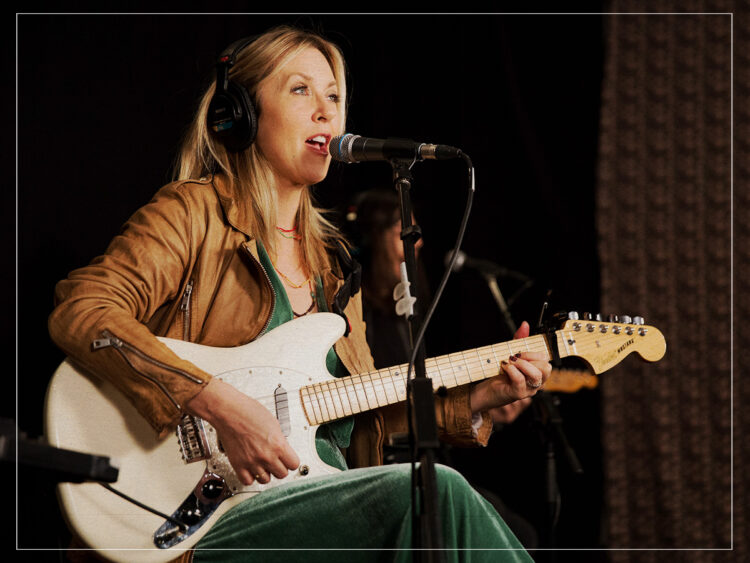 Liz Phair - Singer - Musician - 2019
