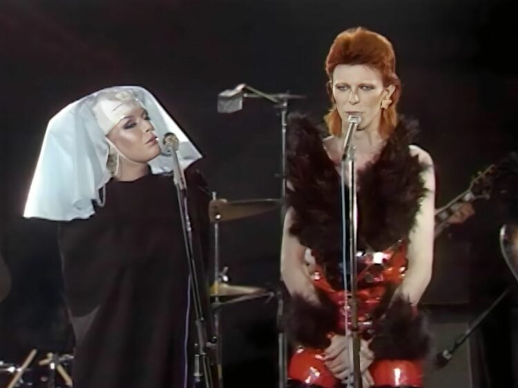 Marianne Faithfull - David Bowie - Far Out Magazine