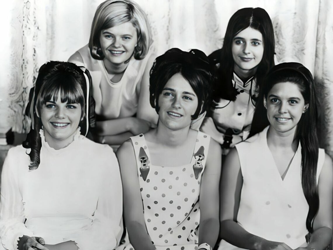 The Feminine Complex - Far Out Magazine