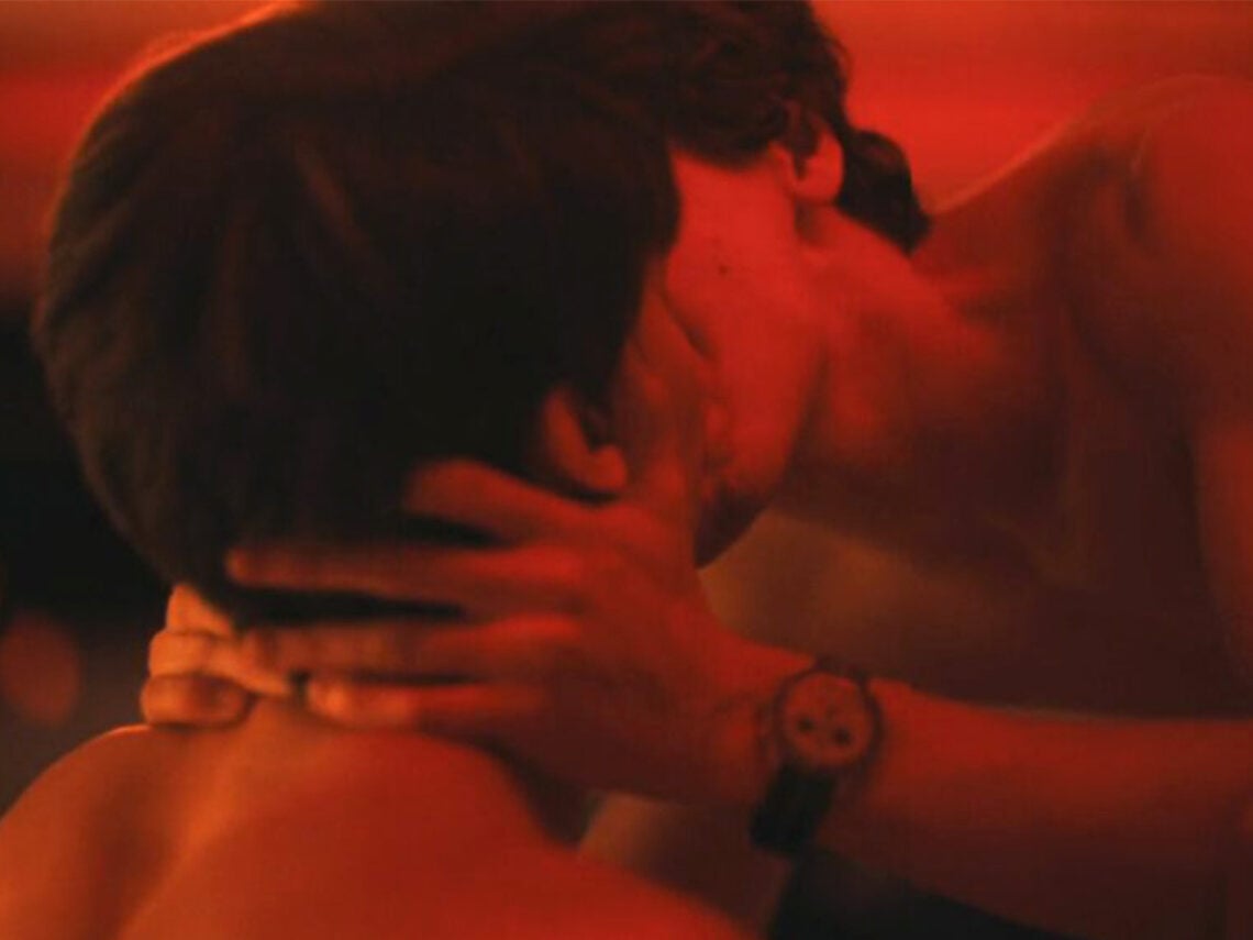 The White Lotus - Season 3 - Incest Kiss - 2025 - HBO