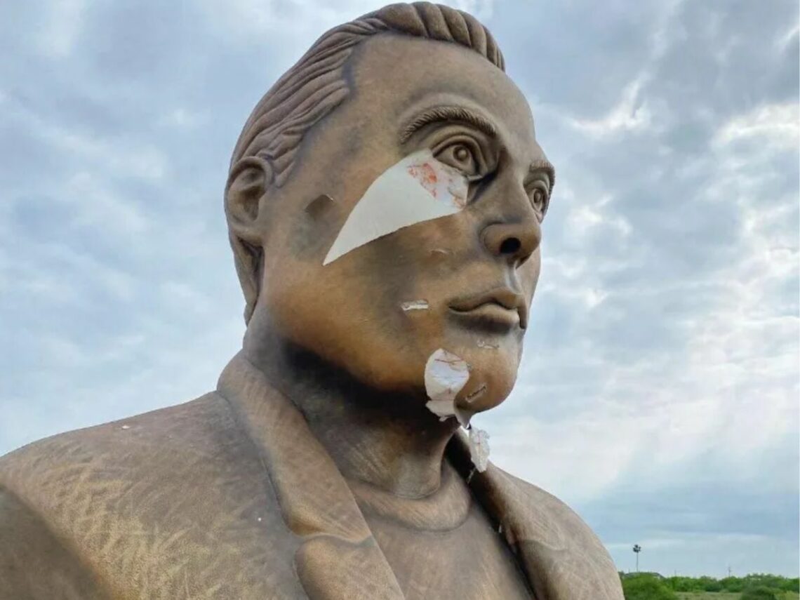 Elon Muck Bust - Far Out Magazine (1)