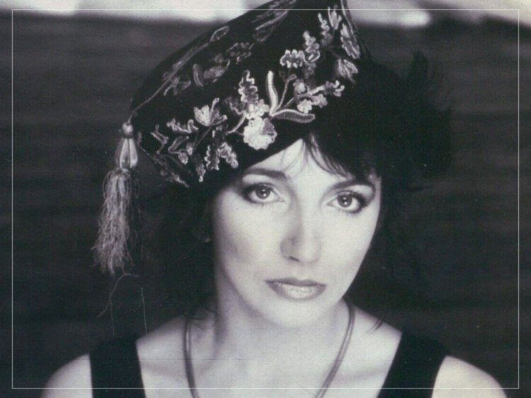 Kate Bush - 1985 - Musician - Hounds of Love - Publicity Photo - Guido Harari