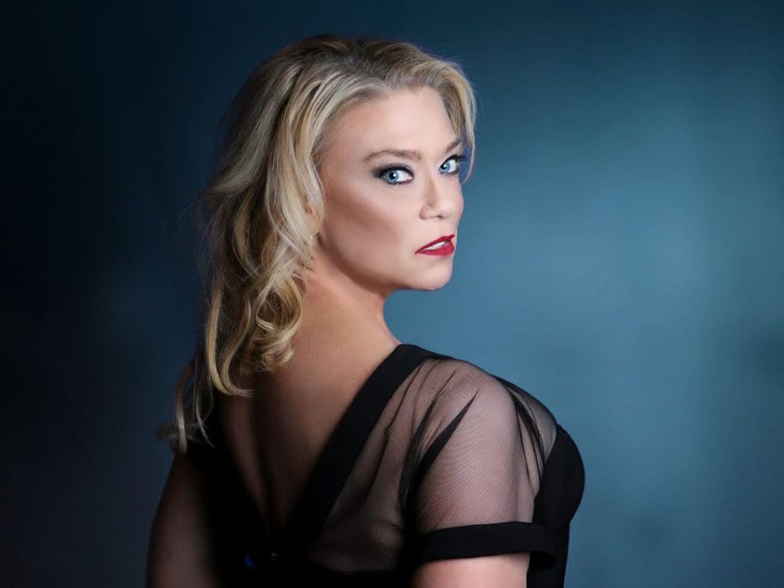 Lar Park Lincoln - Actress - Brad Barton