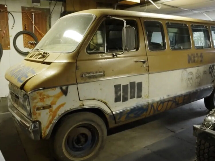 Melvins van featuring Kurt Cobain's artwork heading to auction