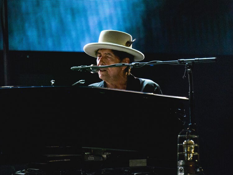 Bob Dylan - 2016 - Piano - Desert Trip