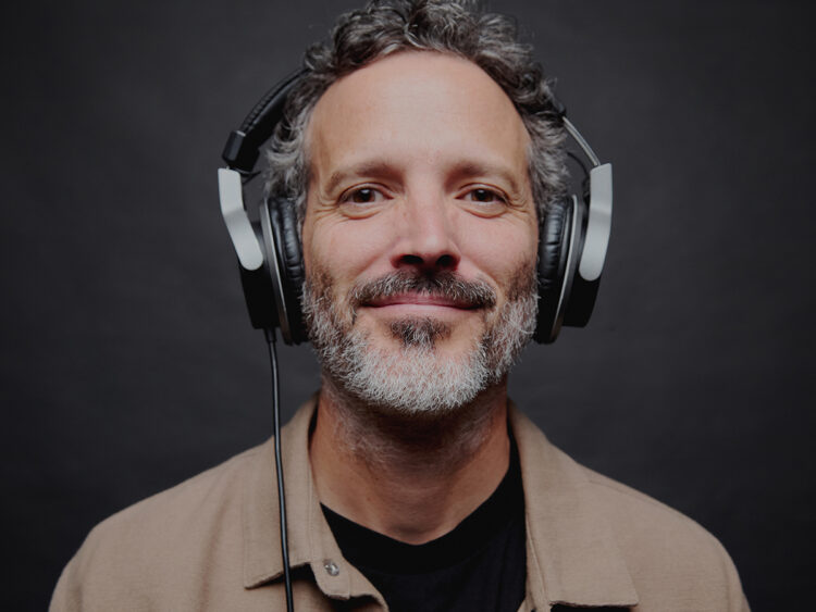 BRET MCKENZIE - 2025 - IZZIE AUSTIN