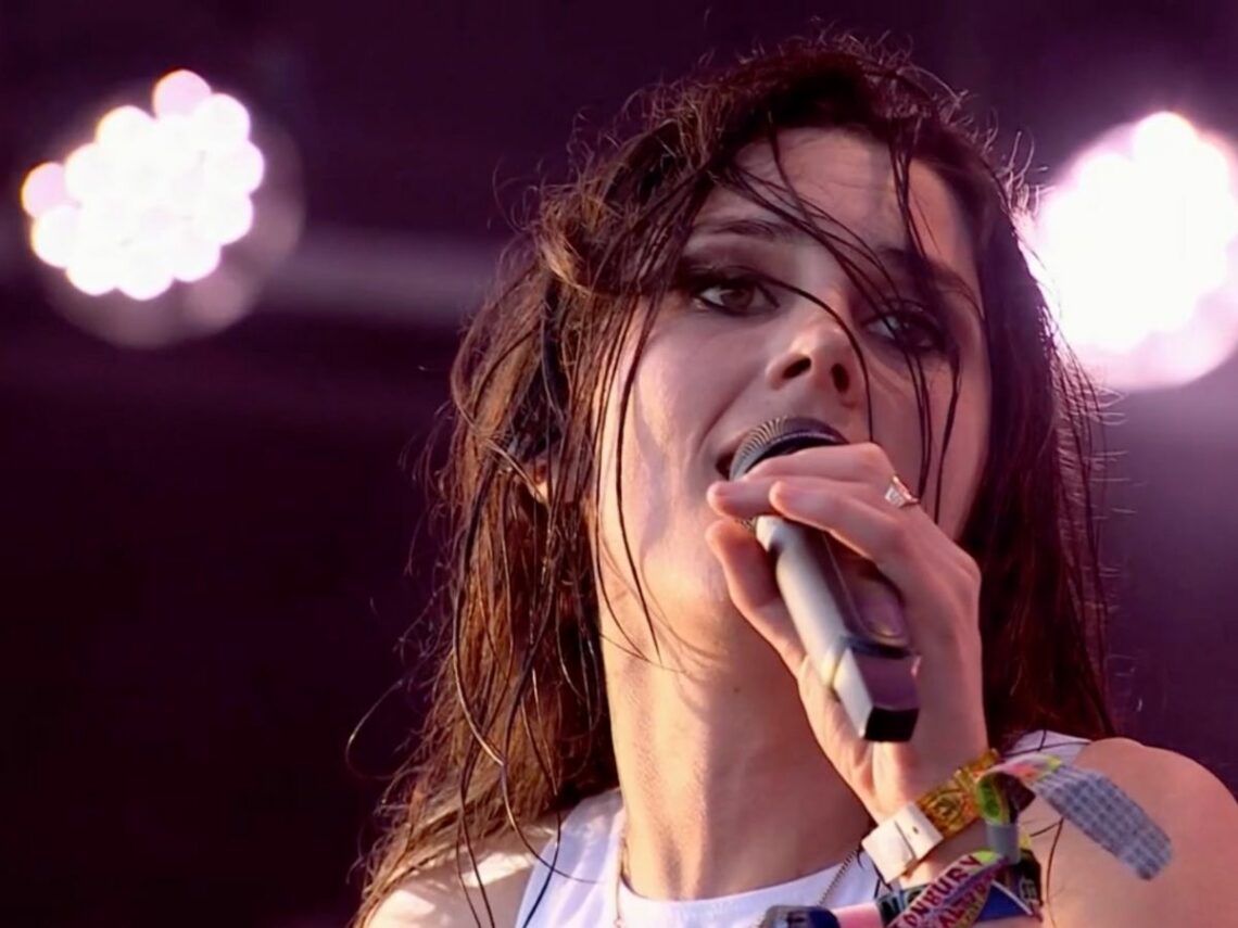 Wolf Alice - Glastonbury - Far Out Magazine
