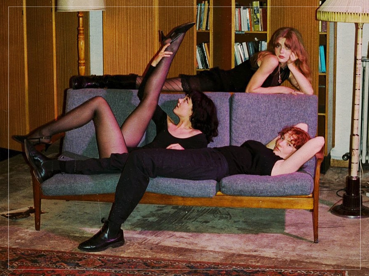 Folk Bitch Trio - Now Would Be A Good Time - 2025