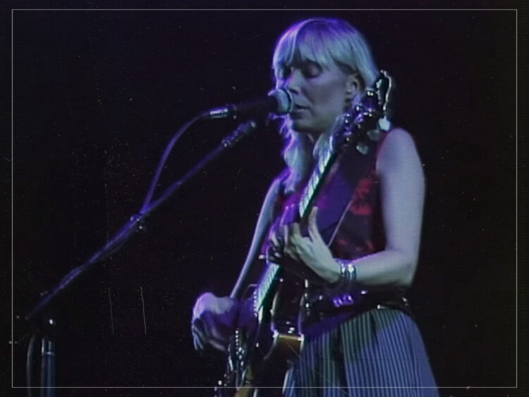 Joni Mitchel - Musician - Wembley Arena - 1983