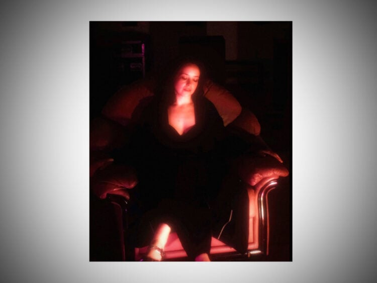 Laura Groves – ‘Yes’ - 2025