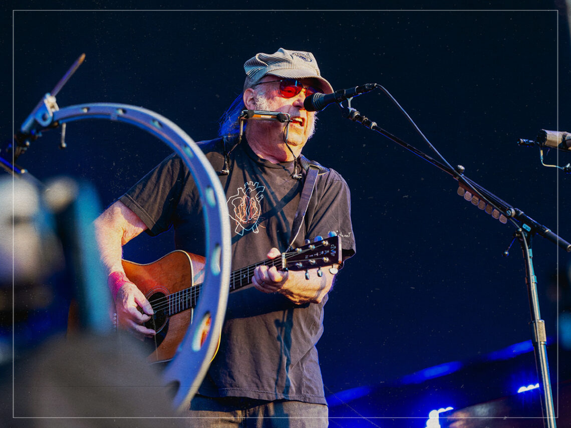 Neil Young - 2025 - Hyde Park - Raph Pour-Hashemi