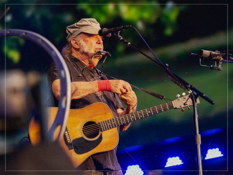 Neil Young - 2025 - Hyde Park - Raph Pour-Hashemi