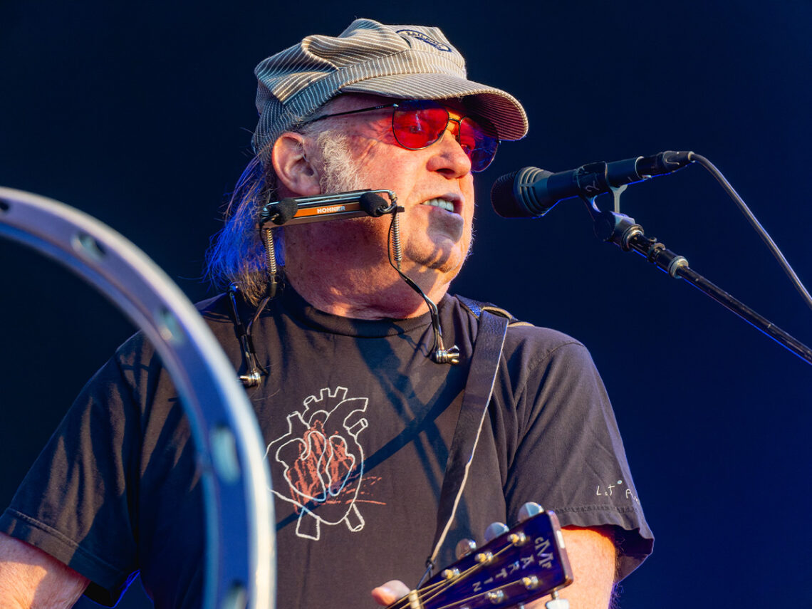 Neil Young - 2025 - Hyde Park - Raph Pour-Hashemi