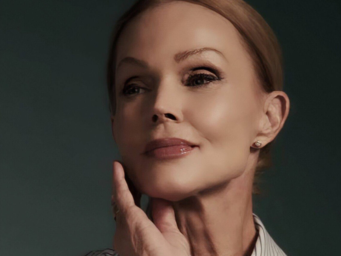 Belinda Carlisle - Singer - Musician