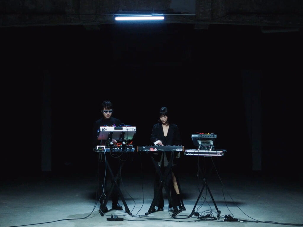 Frankfurt Helmet’s entrancing world of one-word sci-fi stories