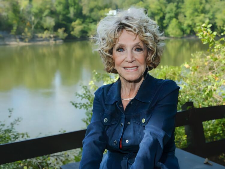 Jeanie Seely - Far Out Magazine
