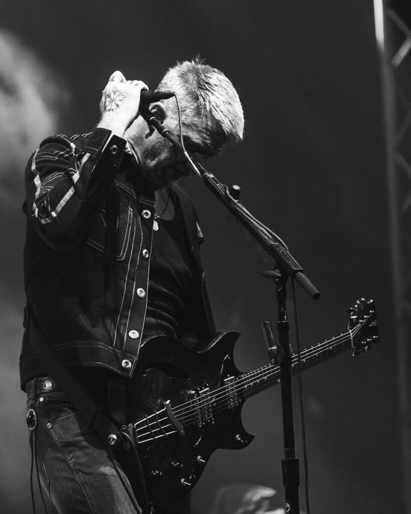Queens of the Stone Age live in Sheffield- celebrating the circus of rock and roll - 2025 - Far Out Magazine 01