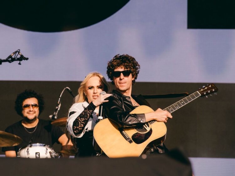 Rebel Wilson - The Kooks - Far Out Magazine