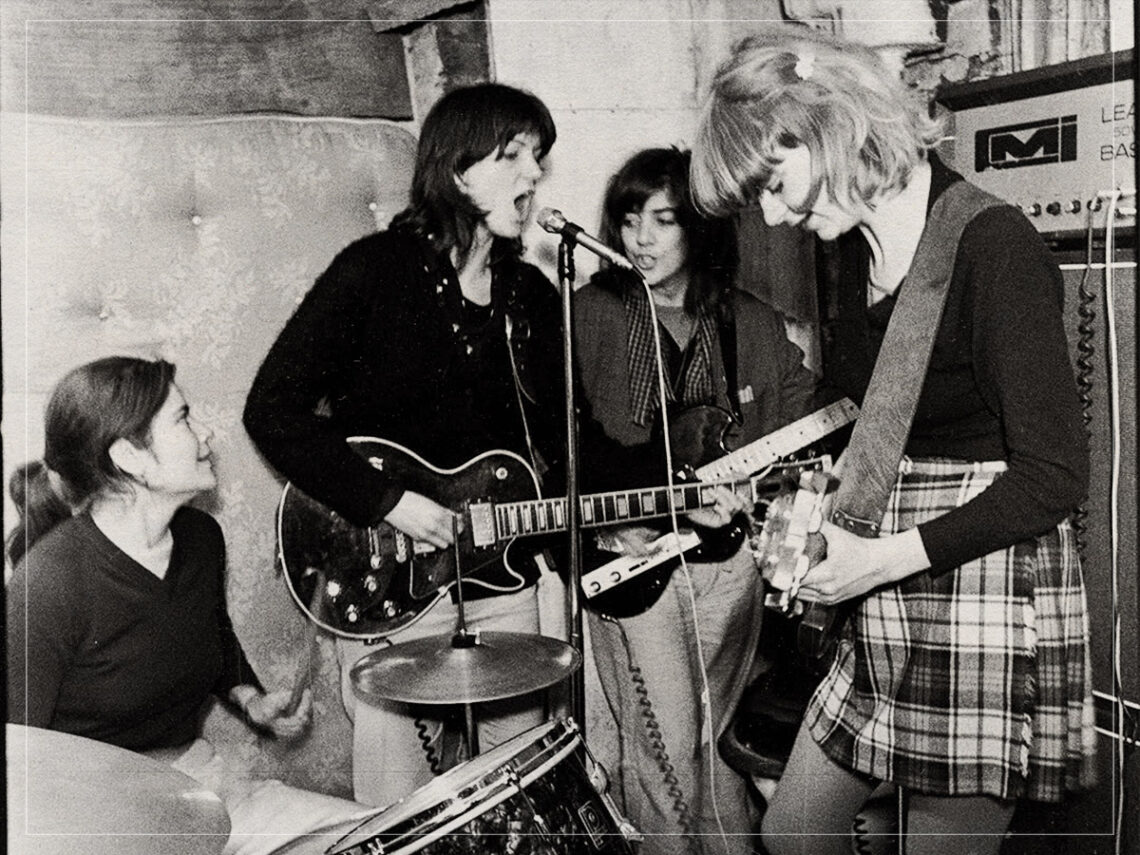 The Raincoats - 80's