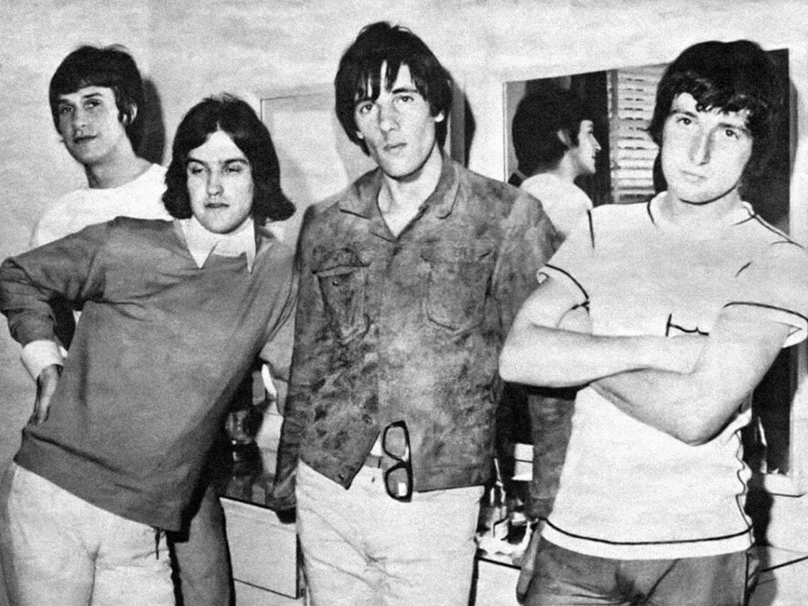 The Kinks - 1965 - Ray Davies, Dave Davies, Mick Avory and Pete Quaife