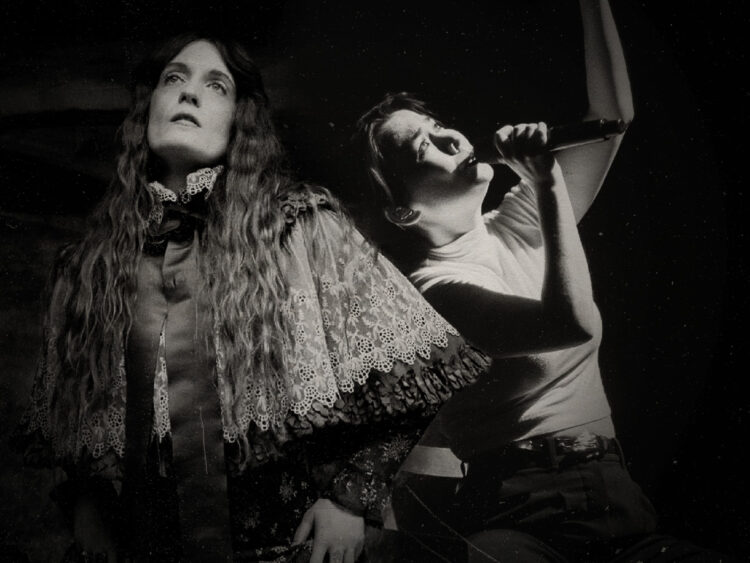 Florence Welch - Mitski - Split