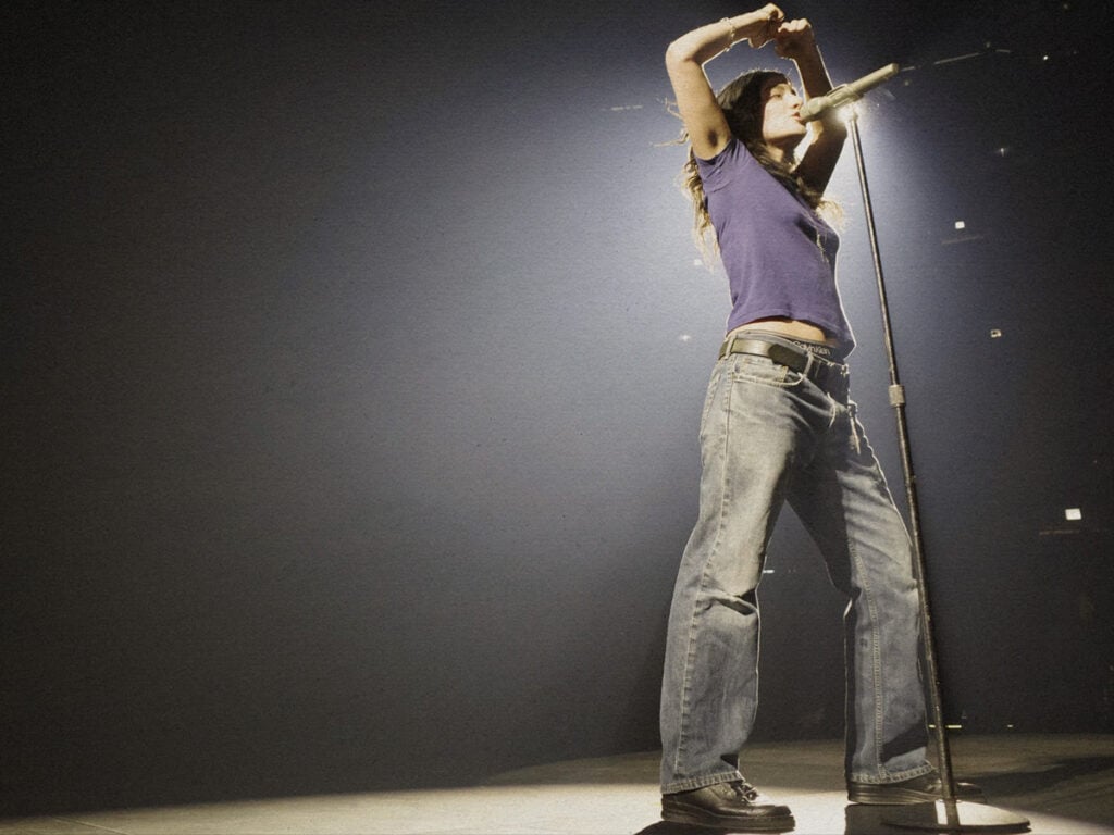 Somatic therapy for youthful memories- Lorde live at The O2, London