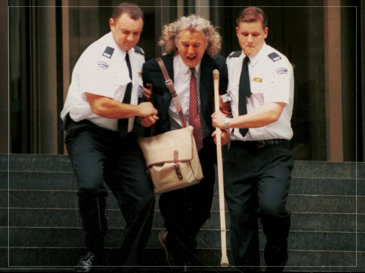 The Man Who Sued God - Mark Joffe - 2001