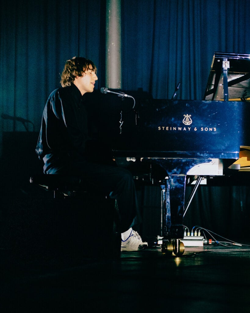 Cameron Winter live at the Roundhouse- I get it now - Review