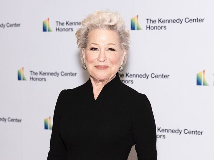 Bette Midler - Far Out Magazine