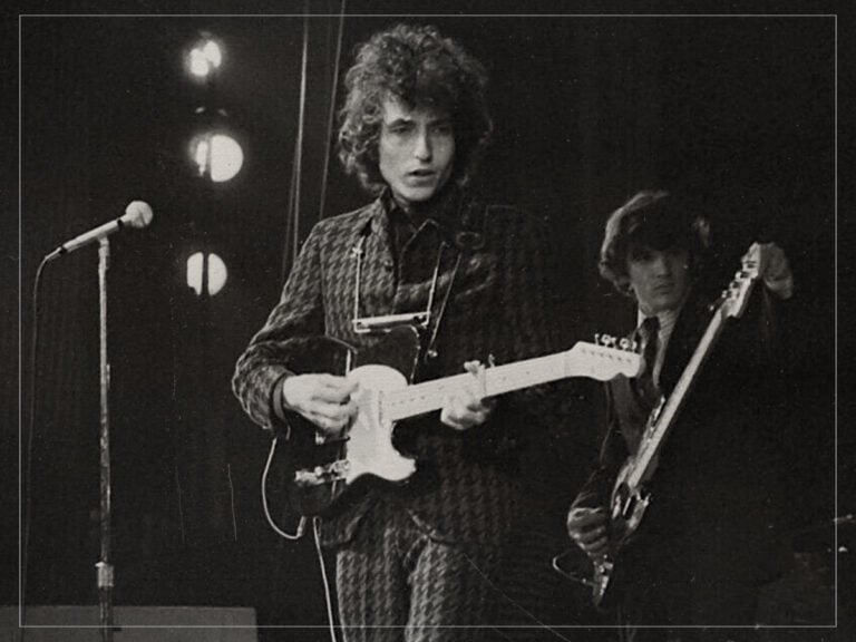 Bob Dylan performing at the Olympia - 1966
