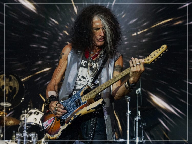 Joe Perry - Guitarist - Aerosmith - 2000's