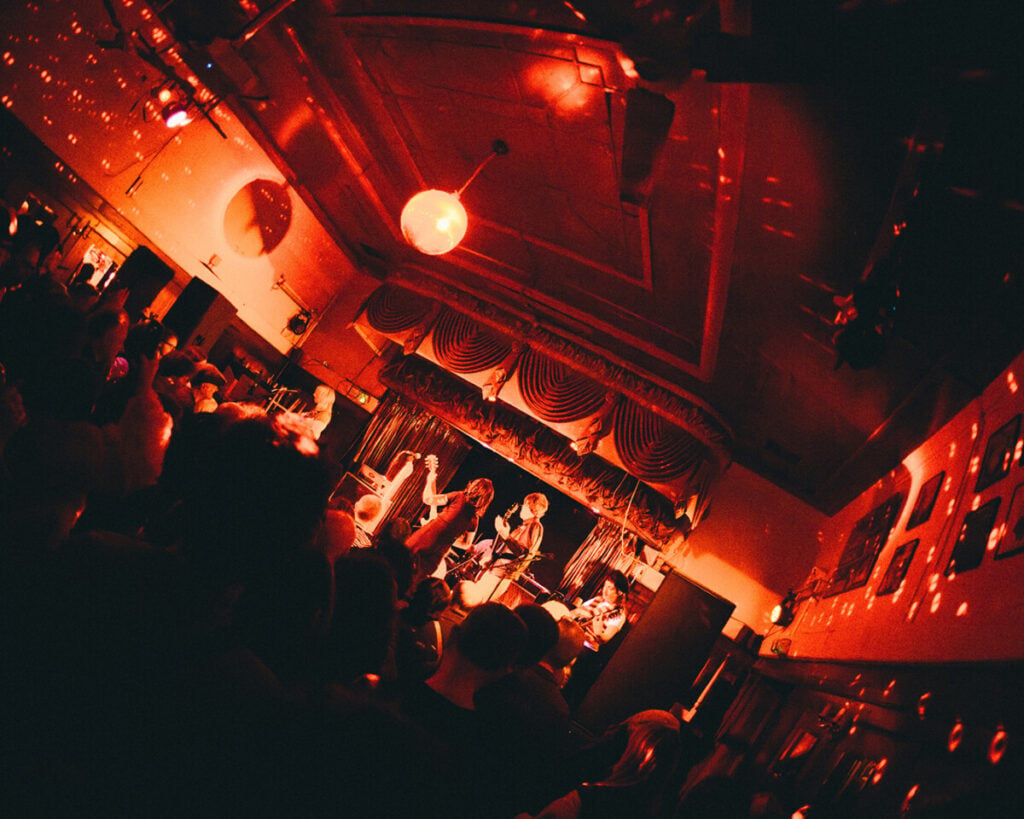 IVW 2026- Picture Parlour, Imogen and the Knife, and essential chat in the Ivy House smoking area