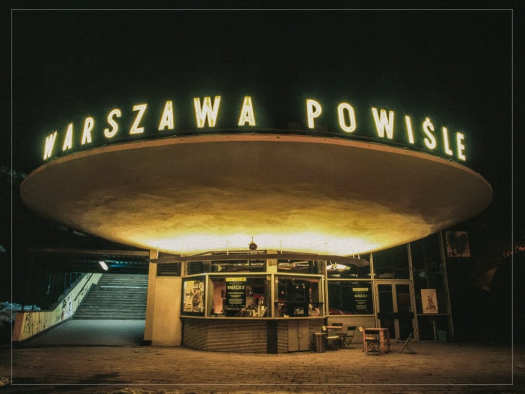 When Warsaw went electric- The neonisation of Poland’s capital
