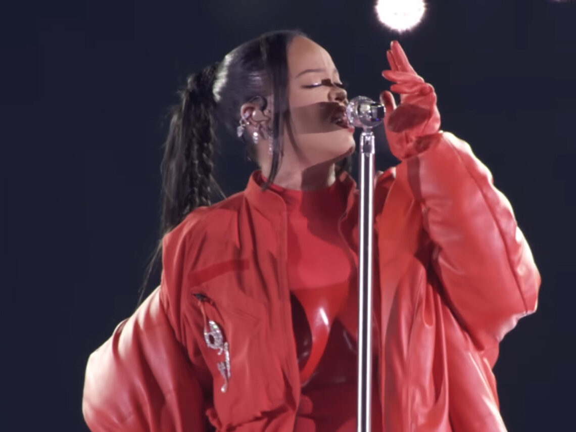 Rihanna - 2023 - Superbowl