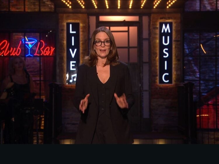 Tina Fey - SNL UK - Far Out Magazine