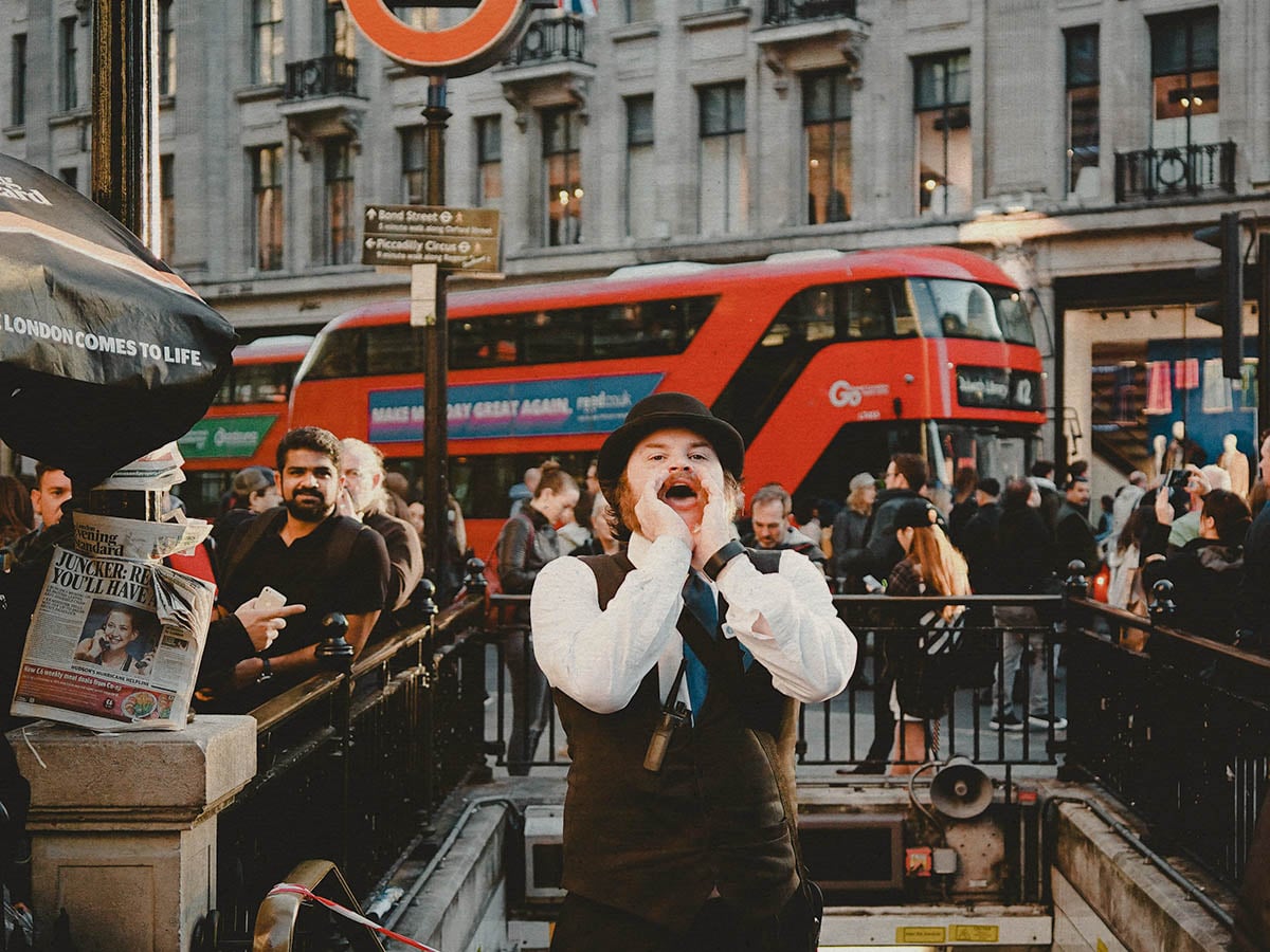 London - Street - People