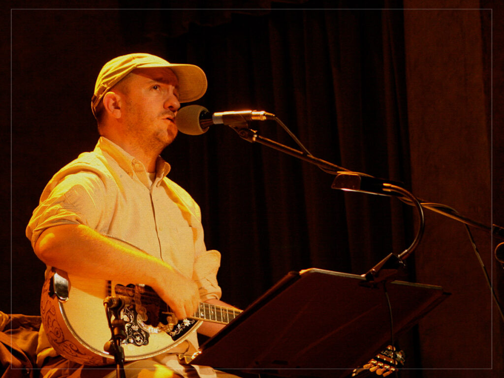 Stephin Merritt performing in Barcelona - 2008.