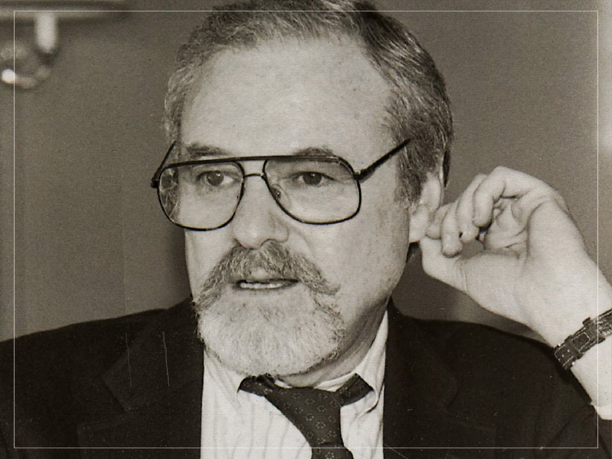 Alan J. Pakula - Director - 1990