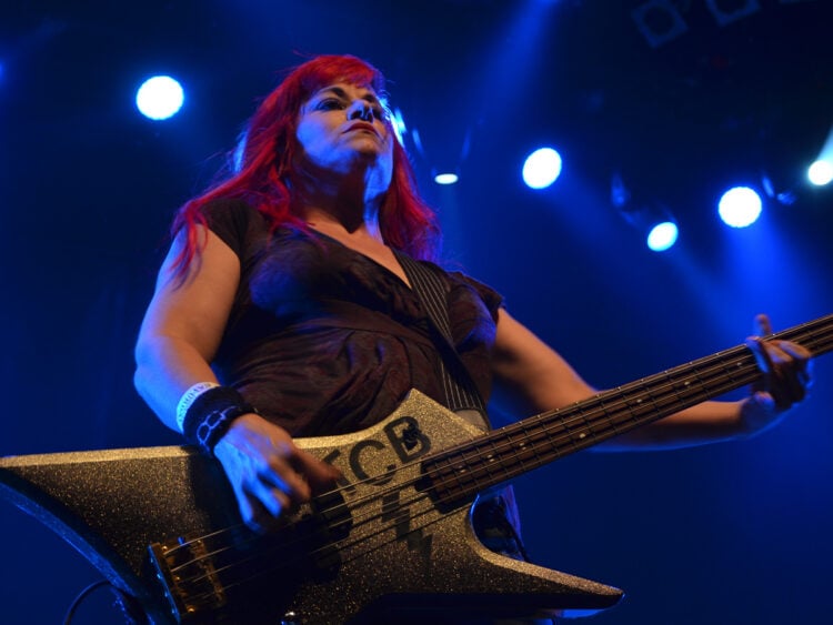 Jennifer Finch - L7 - 2015