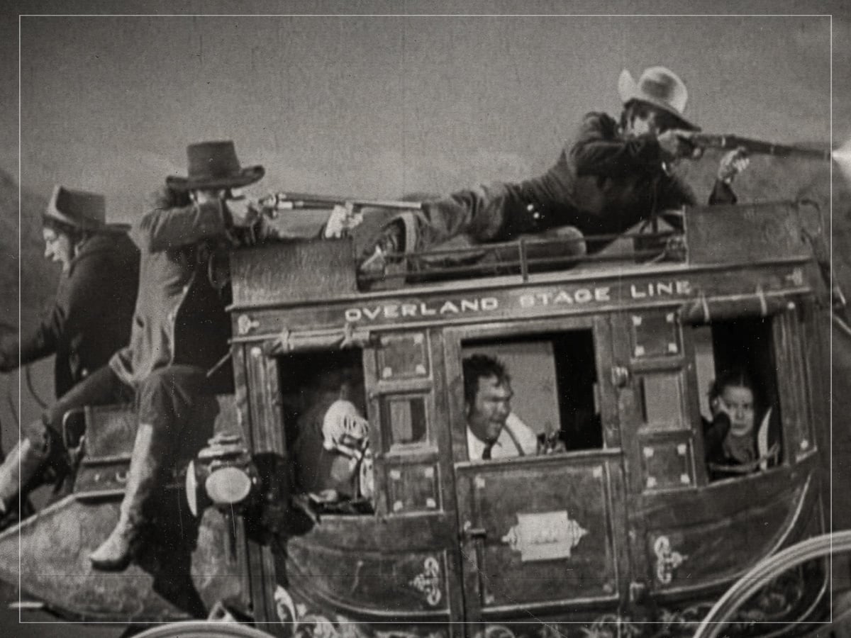 The Apaches sack the ferry- ‘Stagecoach’ (John Ford, 1939)